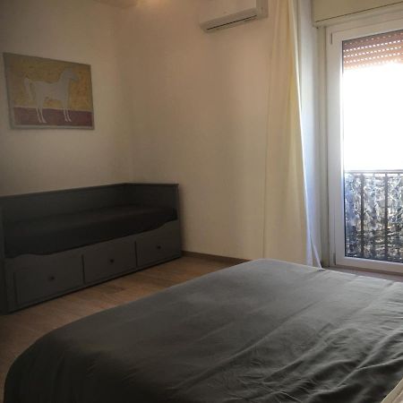 La Casa Nell'Antico Cortile Apartment คาตาเนีย ภายนอก รูปภาพ