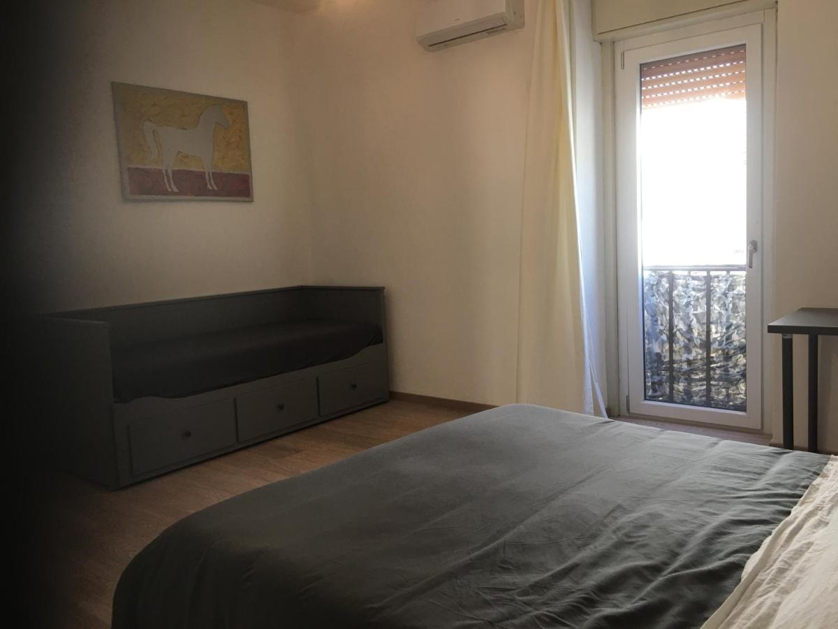 La Casa Nell'Antico Cortile Apartment คาตาเนีย ภายนอก รูปภาพ