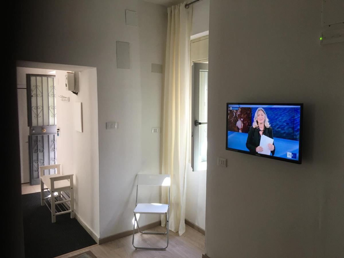 La Casa Nell'Antico Cortile Apartment คาตาเนีย ภายนอก รูปภาพ