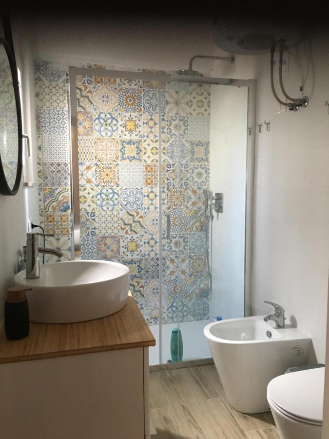 La Casa Nell'Antico Cortile Apartment คาตาเนีย ภายนอก รูปภาพ